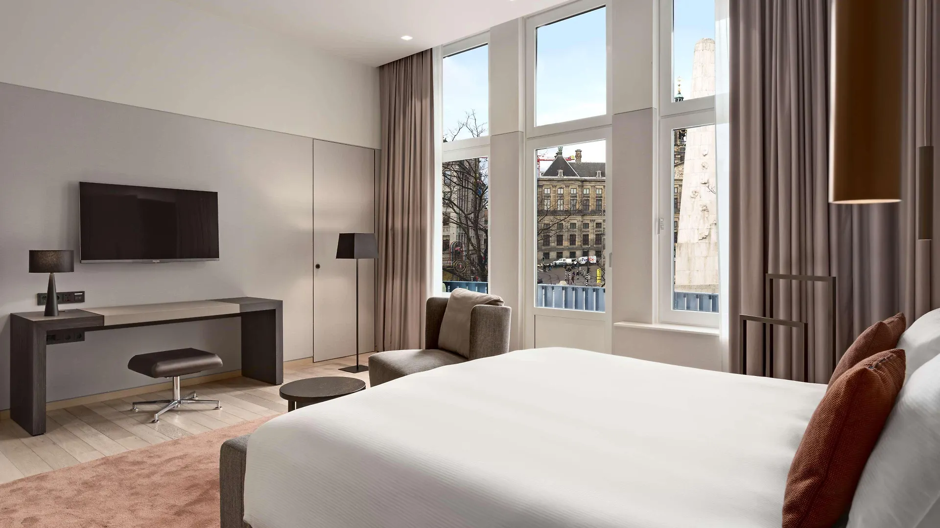 *****  Anantara Grand Hotel Krasnapolsky Amsterdam Netherlands