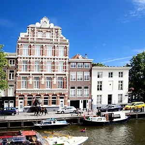 Otel Nes, Amsterdam